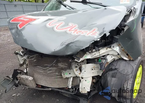 2015 Nissan Nv200 S from USA, damaged, VIN 3N6CM0KN8FK732899